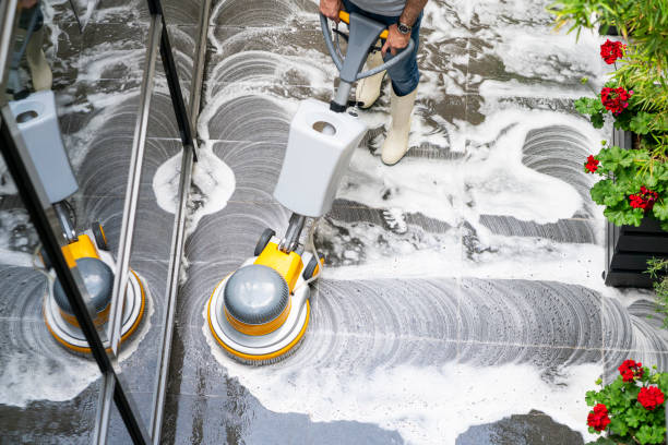 Machine floor washing